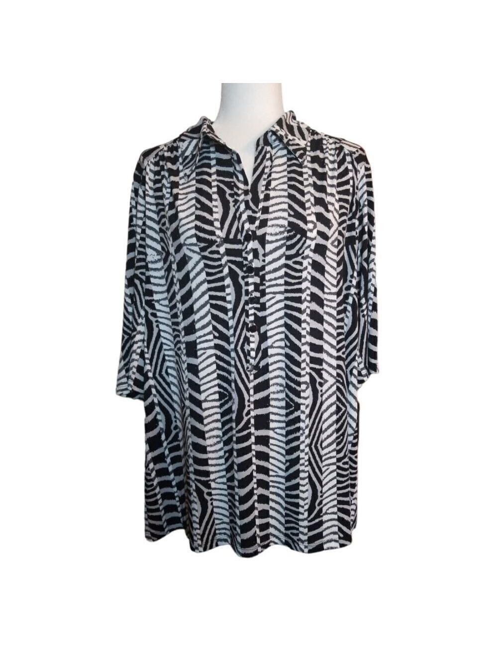 Alfani Blouse Short Sleeve Collar V-Pullover Few Buttons Zebra Splce Gray 2X